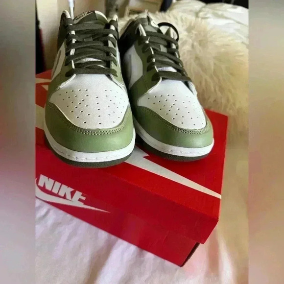 New Nike Dunk Low "Oil Green Cargo Khaki" Size 11 FN6882 Shoe - Picture 5 of 10